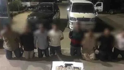 ضبط تشكيل عصابي تخصص في انتحال صفة رجال الشرطة بالمعصرة 