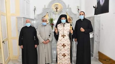 الأنبا باخوم في زيارة رعوية إلى كنيسة الحبل بلا دنس بالدخيلة