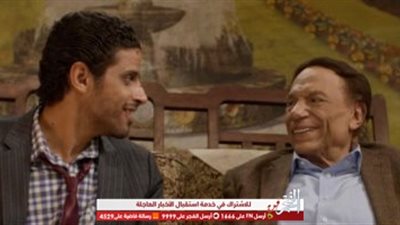 حمدي الميرغني يكشف كواليس التصوير مع عادل إمام  (فيديو)