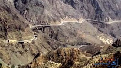 بسبب الأمطار في الباحة.. إغلاق عقبة الملك خالد وعقبة حزنة