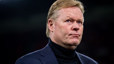 كومان يغازل برشلونة ويتحدث عن دي يونج 