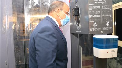 وزير التنمية المحلية: وفرنا بوابات تعيقم إلكترونية بالديوان العام