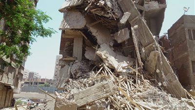 محافظ الجيزة: إزالة 16 عقارا مخالفا بعدة أحياء