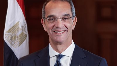 أهمها التأمين الصحي.. 