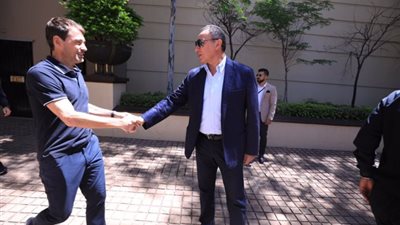 كواليس جلسة الحسم بين الخطيب وفايلر قبل السفر لسويسرا