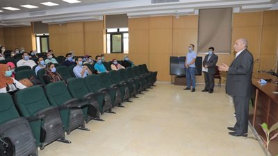 محاضرات عن الإدارة المحلية لشباب مبادرة 