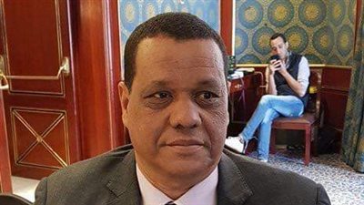 رئيس الغرفة التجارية بأسوان: العاملون بالسياحة يتاجرون الآن في الخضراوات