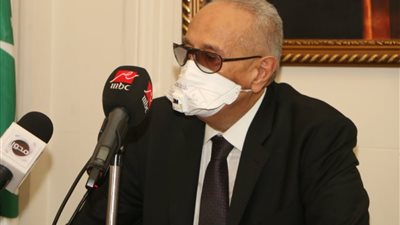 الوفد: نثق في حكمة السيسي في إدارة الأزمة الليبية