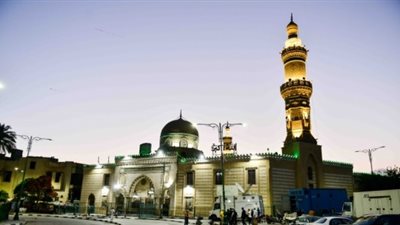 الحكومة تحسم الجدل بشأن إعادة فتح دور العبادة (فيديو)