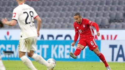 بايرن ميونيخ يعلن مدة غيابه لاعبه