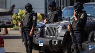 ضبط شخصين خالفا الحظر بوضع مقاعد للمواطنين بكورنيش قصر النيل