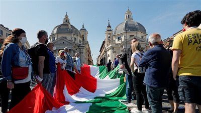 إيطاليا تسجل 53 وفاة جديدة بفيروس كورونا