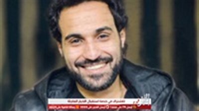 بملابس بحر.. أحمد فهمي يستمتع بإجازة الصيف