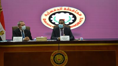 محافظ الدقهلية: أثق بالكوادر الطبية.. والمنصورة عاصمة الطب (صور)