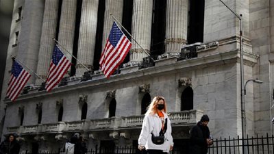 كورونا.. تجاوز عدد الإصابات حاجز المليونين حالة في أمريكا