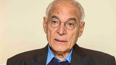 هل فيروس كورونا مؤامرة؟.. فاروق الباز يكشف الحقيقة (فيديو)