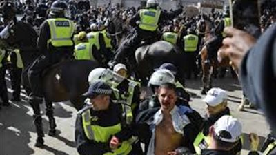 جونسون يدين 