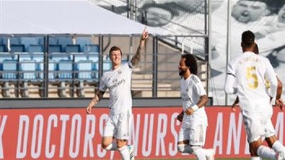 ريال مدريد يضرب إيبار بالثلاثة ويواصل مطاردة برشلونة على قمة الليجا