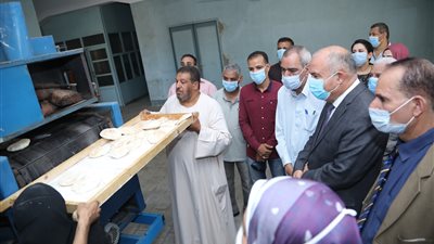 بدء تشغيل أول مخبز لإنتاج الخبز الخاص بالأطفال من مرضي الـPKU في قنا