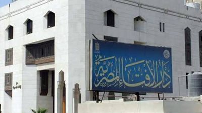 هل يجوز للطبيب الجمع بين الصلوات بحكم عمله؟.. الإفتاء تجيب