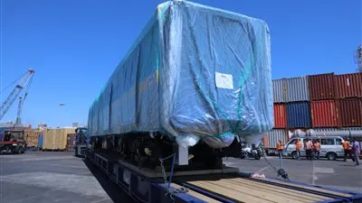 وصول أول قطار مترو مكيف ضمن الصفقة الجديدة لوزارة النقل