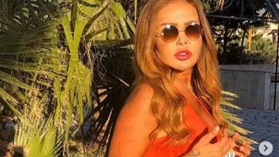 بهوت شورت.. رولا سعد تشعل إنستجرام