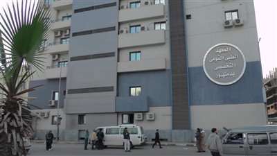 تعافي 15 شخصا من كورونا بمستشفى دمنهور التعليمي