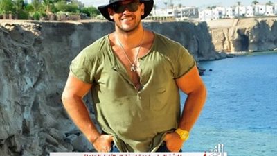 أحمد التهامي يشارك جمهوره بصورة قديمة عبر 