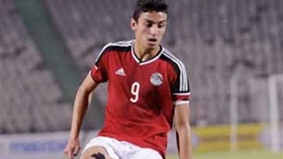 الأهلي يعلن: عقد طاهر محمد طاهر خالي من الشرط الجزائي