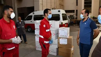 تسليم 1040 حقيبة أدوات حماية شخصية للأطقم الطبية بالفيوم (صور)