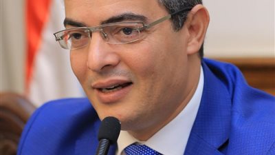 طارق سعدة: وزير الإعلام دائم الخطأ في الآخرين