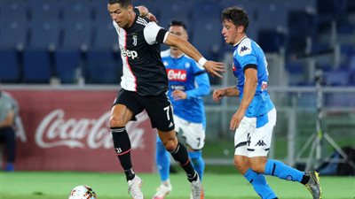 أول بطولة بعد الكورونا.. نابولي يقهر يوفنتوس ويتوج بطلًا لكأس إيطاليا