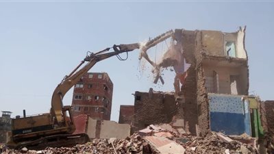محافظ القاهرة: نقل 117 أسرة من 