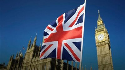 معنويات المستهلكين البريطانيين الأقوى منذ بدء قيود كوفيد