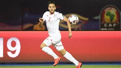 نجم منتخب تونس يكشف حقيقة عرض الزمالك 