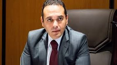 استقاله رئيس الشركة القابضة للصناعات المعدنية من منصبه