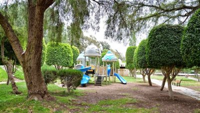 وسط إجراءات احترازية .. الحدائق العامة بعسير تبدأ باستقبال الزوار