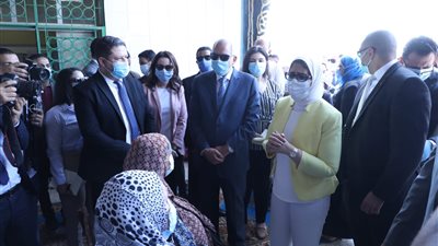 الصحة: صرف الأدوية لأصحاب قرارات العلاج على نفقة الدولة