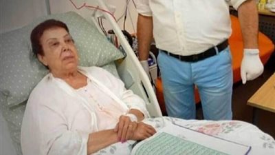 تعرف على حقيقة وفاة الفنانه رجاء الجداوي في مستشفى أبو خليفة للعزل الصحي