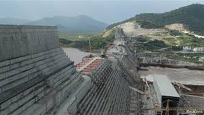 كاتب: التعنت الحالي في ملف السد هدفه خنق مصر