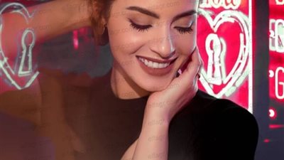 كارمن سليمان تستطلع جمهورها عنطموحاتهم عقب انتهاء الحظر