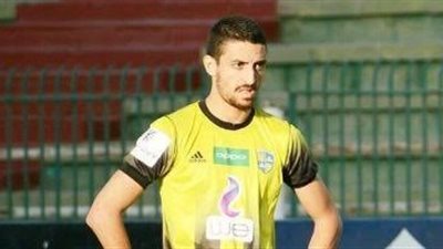 مفاجأة.. عرض خارجي يزاحم الأهلي على ضم طاهر والمقاولون يرحب