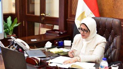 بـ3 علامات هيروغليفية.. استخدام الزي السياحي بالمطارات وإدارات الحجر الصحي