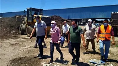 مدير البيئة بالبحيرة تتفقد مصنع إدكو لتدوير المخلفات
