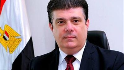 بعد تجديد الثقة به رئيسًا لـ'الوطنية للإعلام'.. حسين زين يتقدم بالشكر للرئيس السيسي