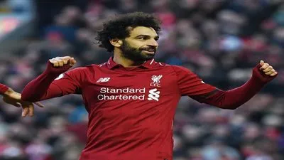 بعد التتويج بالدوري الإنجليزي.. تعرف على سجل بطولات محمد صلاح