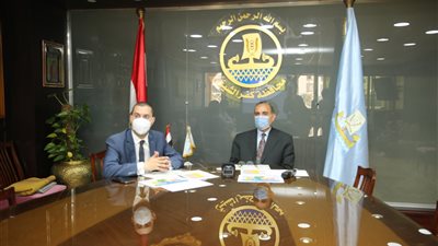 إغلاق العيادات الخاصة للأطباء المقصرين والمنقطعين عن العمل بكفر الشيخ 