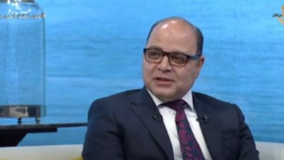 لجنة مكافحة الكورونا: الكلام أخطر من العطس في نقل العدوى