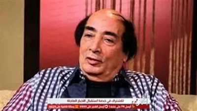 أشرف زكي يكشف تطورات حالة عبد الله مشرف الصحية