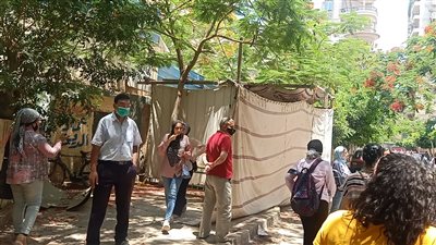 طلاب الثانوية في الدقهلية يشيدون بسهولة امتحان الديناميكا (صور)